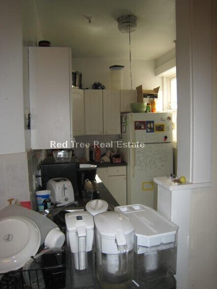 Building Photo - 56 Egmont St