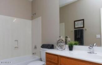 Building Photo - 3077 E Kingbird Pl
