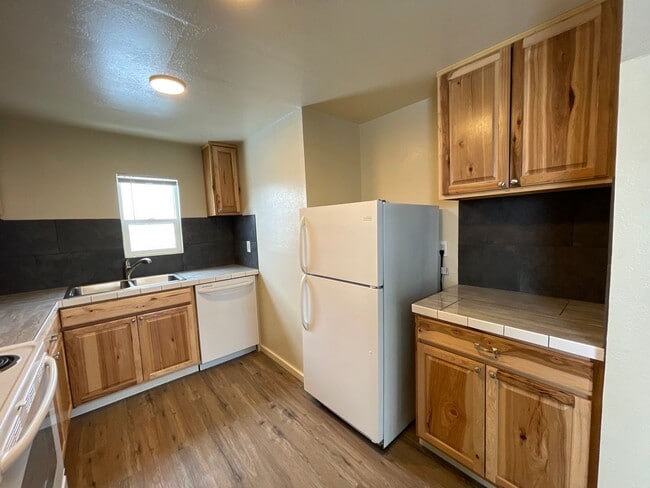 Building Photo - Country Living in Culver - 2 Bedroom / 1 Bath Home