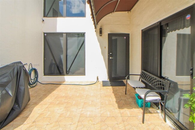 Building Photo - 6604 SW 113th Ave