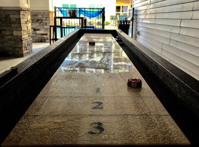 Building Photo - A2 | 1 Bed 1 Bath | 744 sf | $1552-$1829 |...