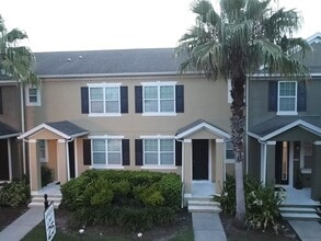 Building Photo - 10308 Hartford Maroon Rd