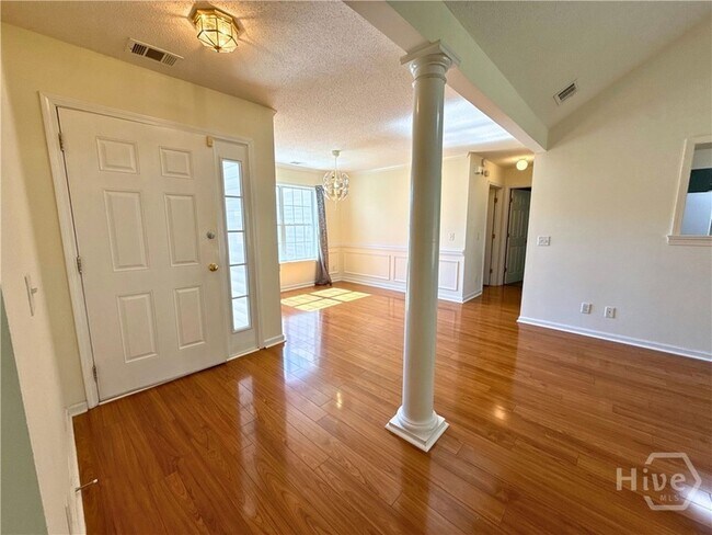 Building Photo - 144 Mills Run Dr