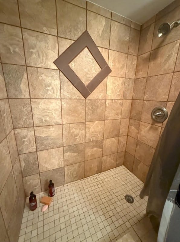 Building Photo - 4363 Memorial Cir