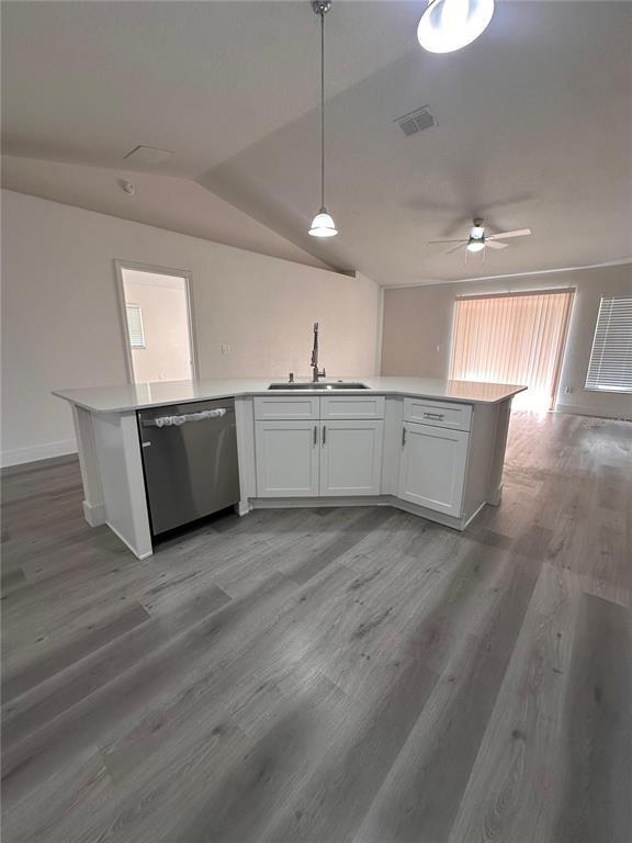 Building Photo - 40 Willow Run