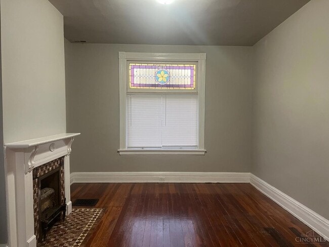 Building Photo - 1030 Sunset Ave