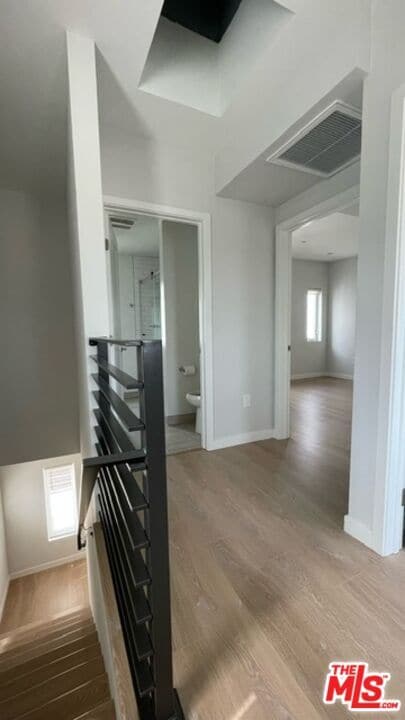 Building Photo - 5226 Satsuma Ave