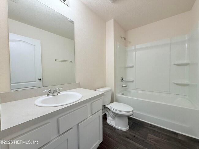 Building Photo - 870 Morgans Treasure Rd