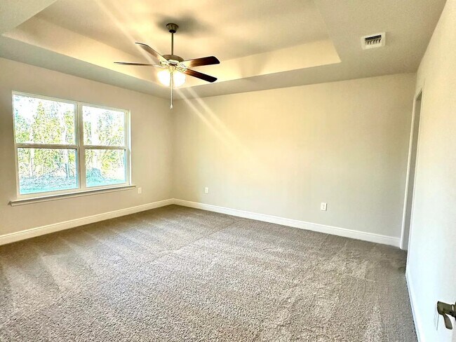 Building Photo - 13924 Ruby Ln