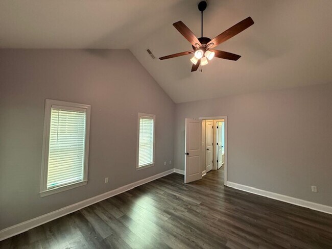 Building Photo - Welcome to Southwest Plantation