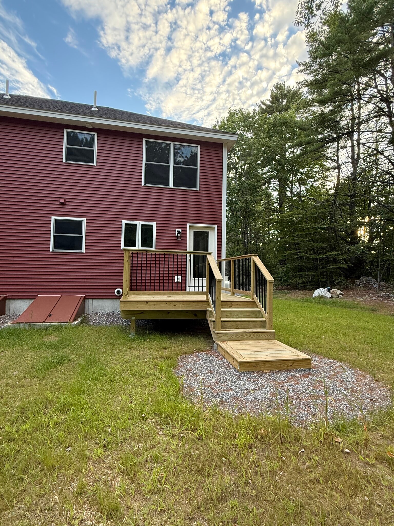 Building Photo - 32 Rockwood Dr