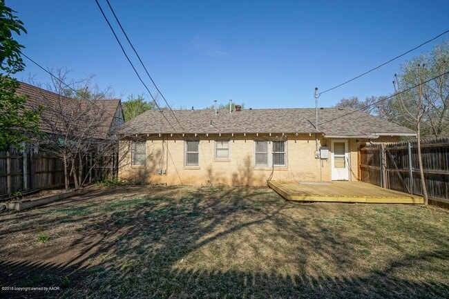 Building Photo - 2111 S Hayden St