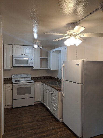 Kitchen - 13 W Market St