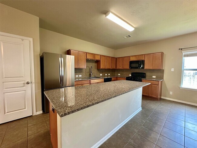 Building Photo - 11111 Kingsnorth Dr