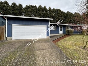 Building Photo - Great Ranch Home in Hillsboro!