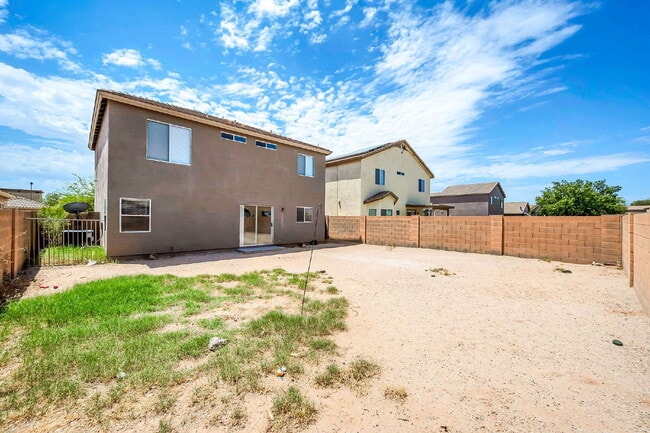 Building Photo - 2422 E Olivine Rd