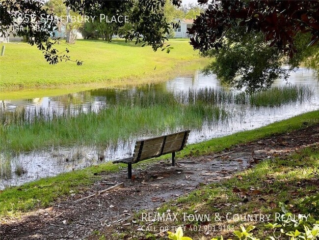 Building Photo - 3855 Shaftbury Pl