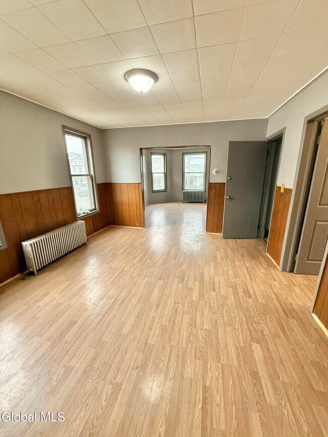 Building Photo - 1738 Van Vranken Ave.