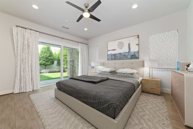 Building Photo - 11506 Royal Tower Pl