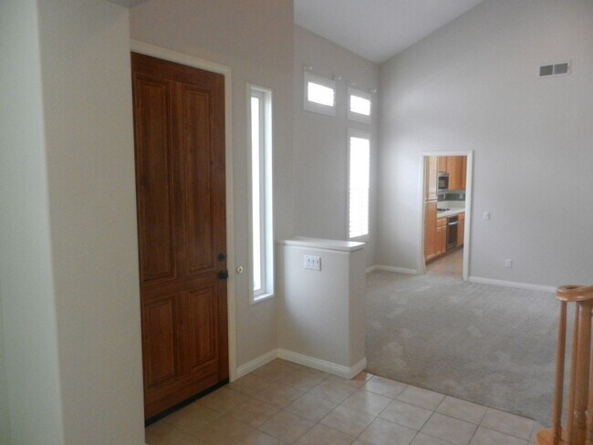 Building Photo - 3211 Rancho Quartillo