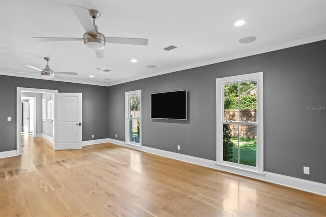 Building Photo - 1002 S Frankland Rd