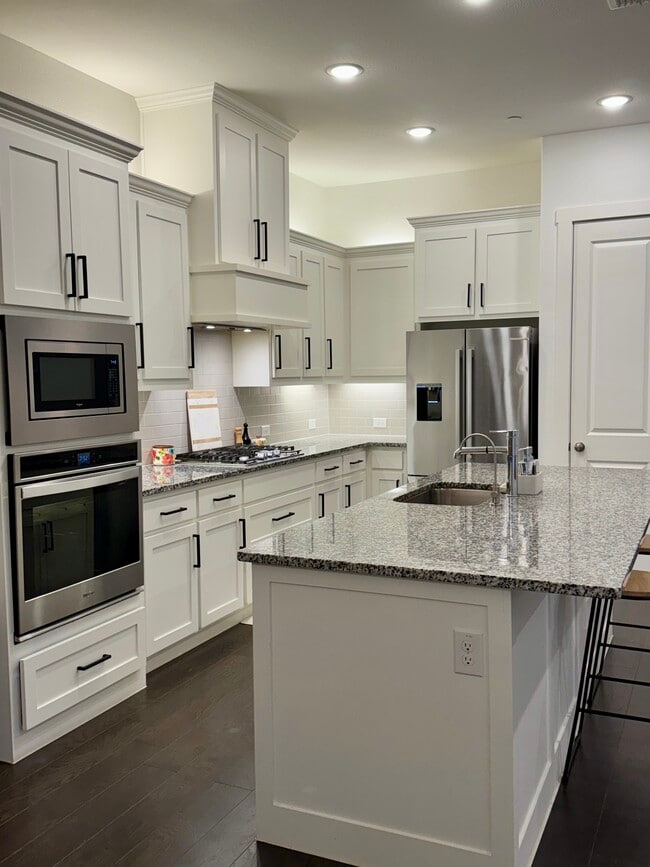 Building Photo - 7523 Tiffany Dr