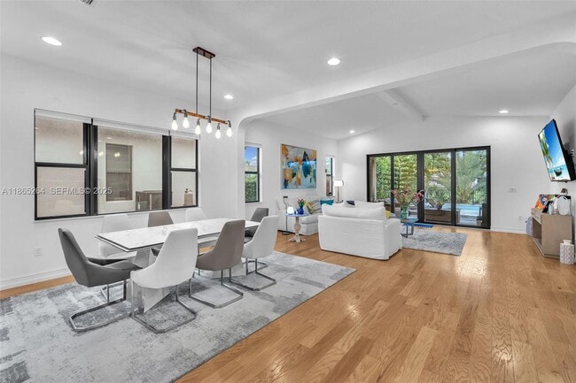 Building Photo - 1281 SW 113th Way