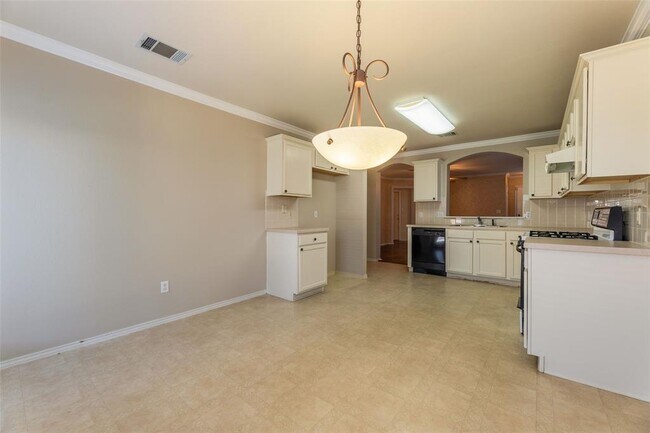 Building Photo - 2051 Buckley Ln