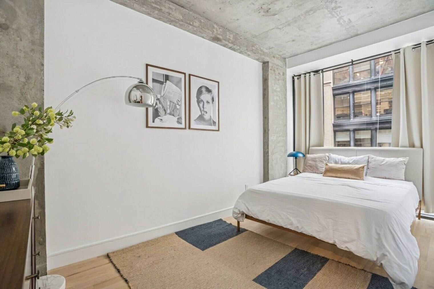 Building Photo - 132 W 26th St