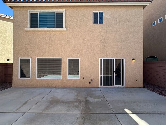 Building Photo - Robindale & Westwind - Phase 1