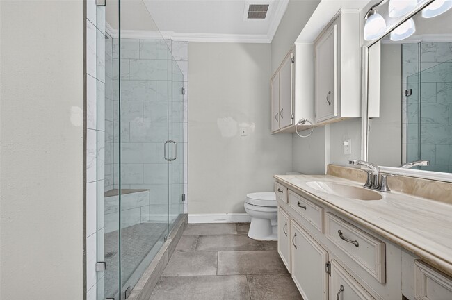 Building Photo - 4426 Basswood Ln