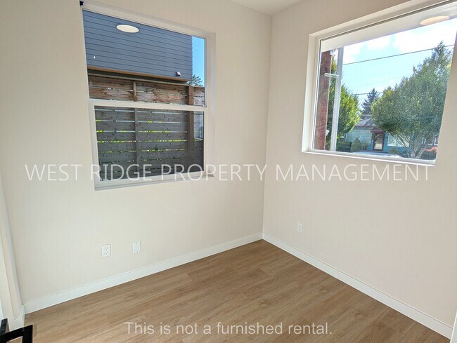 Building Photo - 6285 NE 19th Ave