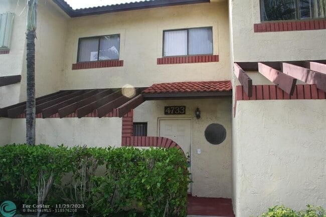 Building Photo - 4733 NW 90th Ave