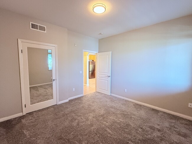 Building Photo - 3857 Pell Pl