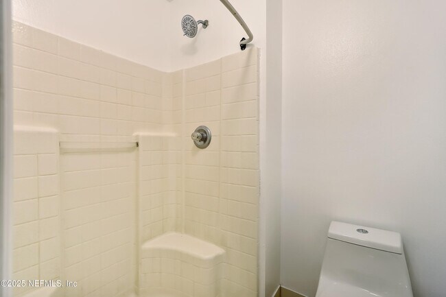 Building Photo - 13002 Viburnum Dr S