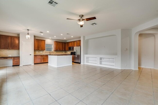 Building Photo - 10109 Auction Oak Dr