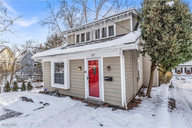 Building Photo - 117 Cleveland St