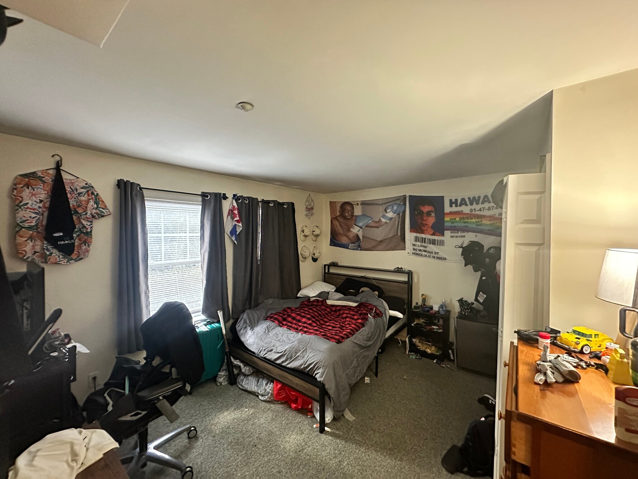 Building Photo - 64 Hillside St