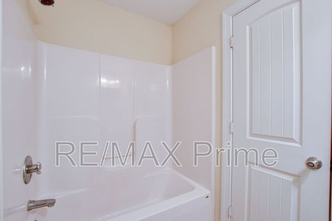 Building Photo - 4923 Krick St