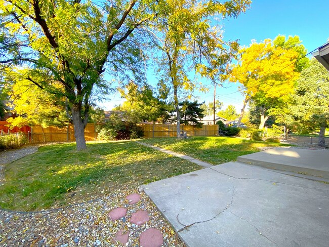 Building Photo - Expansive 5-Bedroom Home with Modern Comfort & Flexible Living Space! Available Now!!