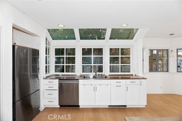 Building Photo - 6211 Warner Dr