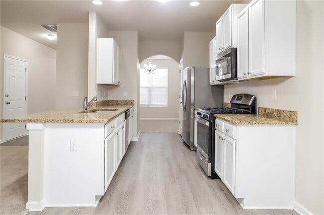 Building Photo - 5817 Grande River Rd