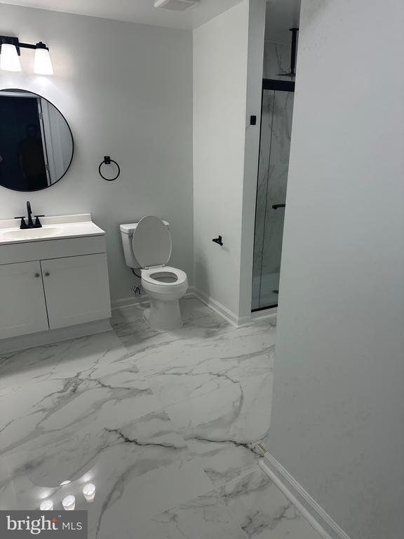 Building Photo - 5 Jonquil Pl