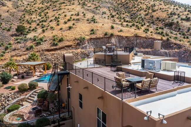 Building Photo - 12705 Chuck Wagon Rd