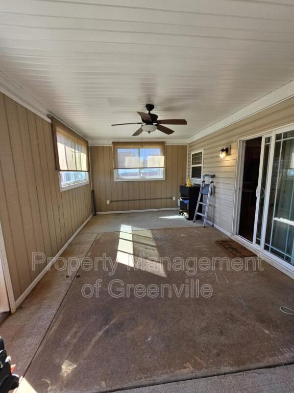 Building Photo - 695 Flintrock Dr