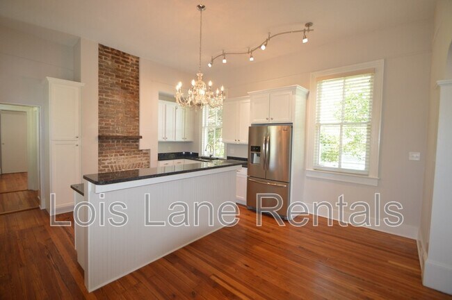 Building Photo - 35 Montagu St