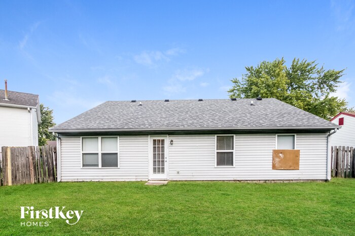 Building Photo - 3938 Bonn Dr