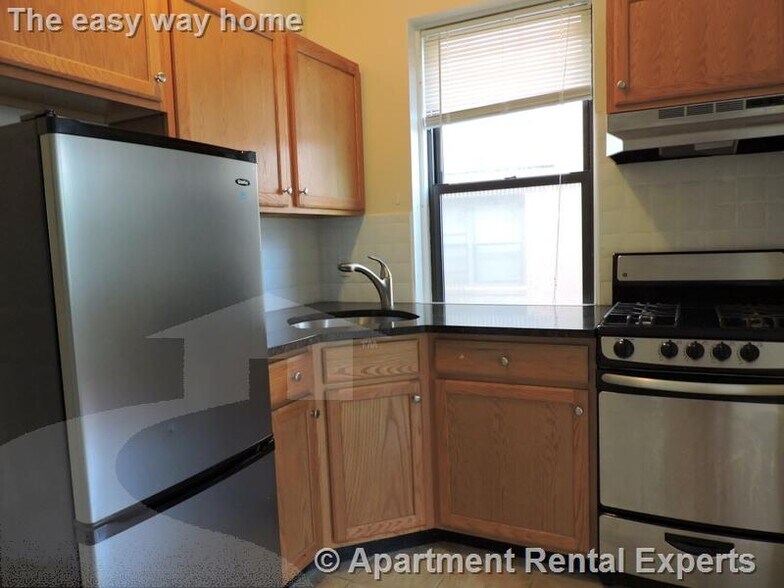 Building Photo - 77 Hancock St