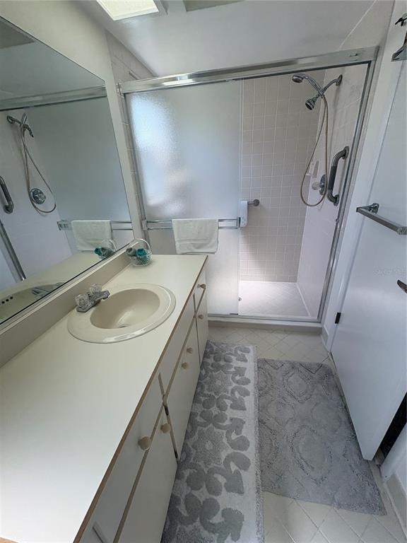 Building Photo - 22 Bristol Dr