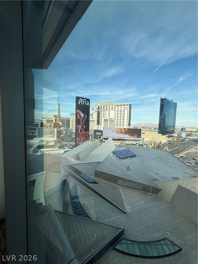 Building Photo - 3722 S Las Vegas Blvd